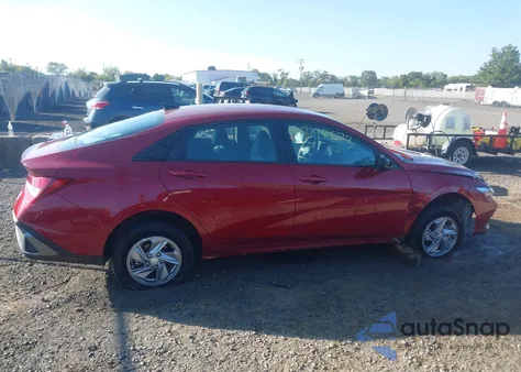 2024 Hyundai Elantra Se z USA, uszkodzony, nr VIN KMHLL4DGXRU662463